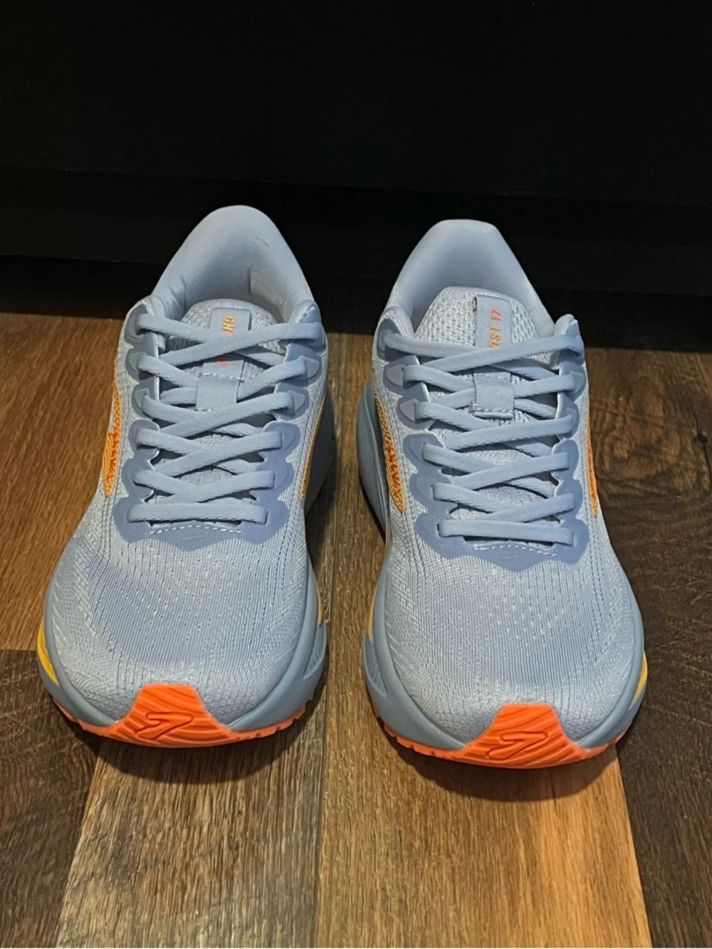 BRAND NEW Women’s Size 8 Brooks Ghost 17 Pale Blue Sneakers with Orange Logo - Picture 6 of 15